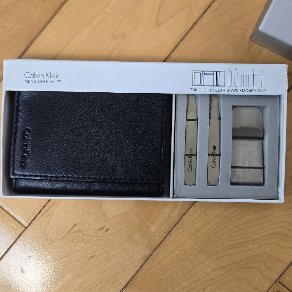 Calvin Klein Men's desk valet - Picture 3 of 3